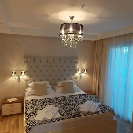 Apartments And Rooms Grand Palazzo Будва Номер фото
