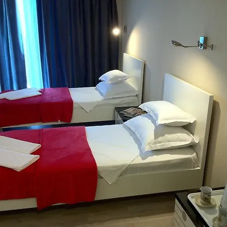 Apartments And Rooms Grand Palazzo Будва Номер фото