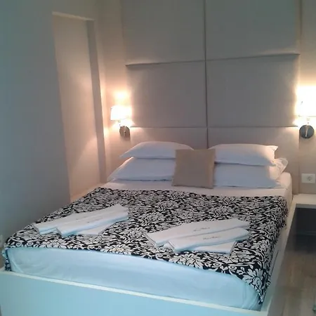 Apartments And Rooms Grand Palazzo Будва Номер фото