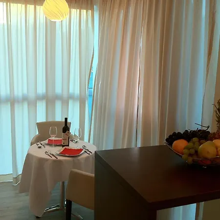 Apartments And Rooms Grand Palazzo Будва Номер фото